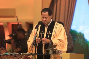 December is 'the Month of Thanksgiving', Pastor Chris Announces at Global Service